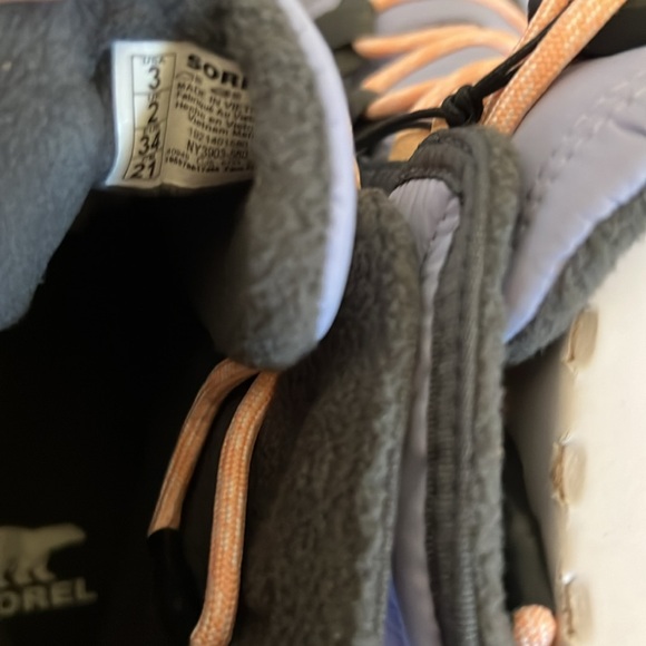 NEW Sorel Sizes 1-7 Kids' Whitney II Short Lace Winter Boots - Black/ Lavender - Picture 14 of 14